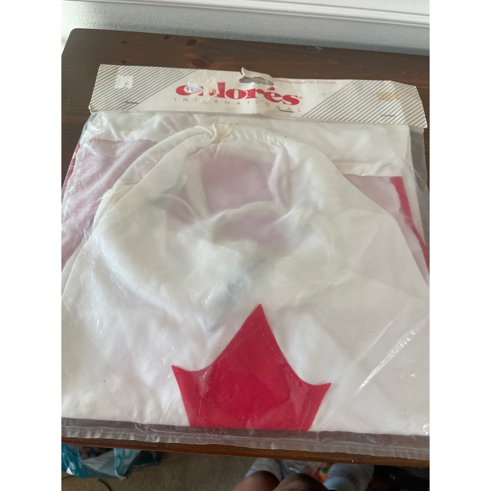 Vintage Colores International Canada Maple Leaf Windsock Red White Made in USA